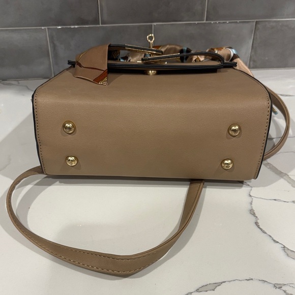 Elegant Tan Handbag with Scarf Accent - Picture 3 of 5